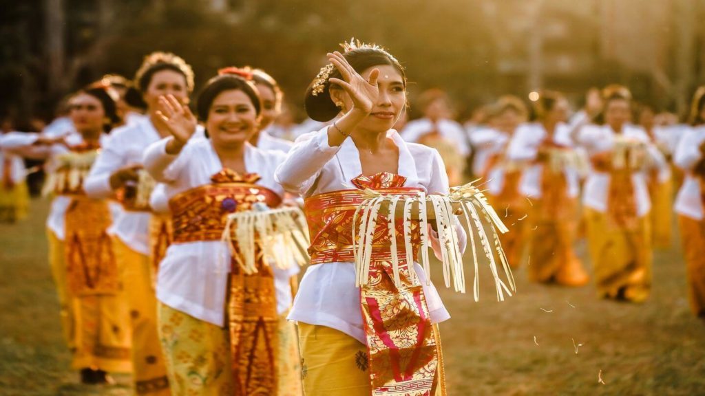 traditional balinese dance